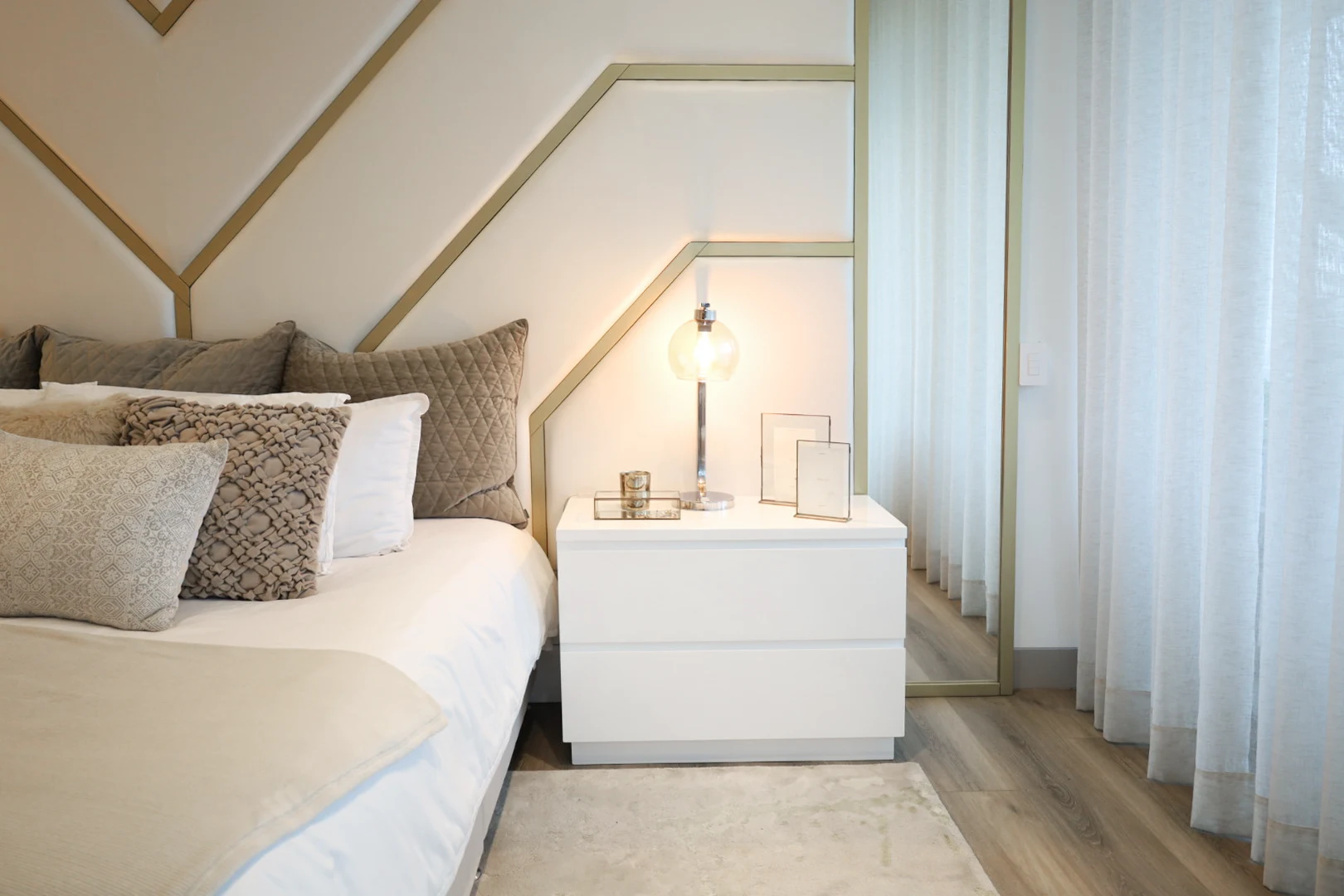 Imagen de diseño de interiores y decoración de habitación en Los Guaduales